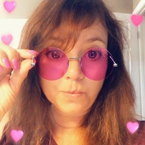 Meet your Posher, Eileen